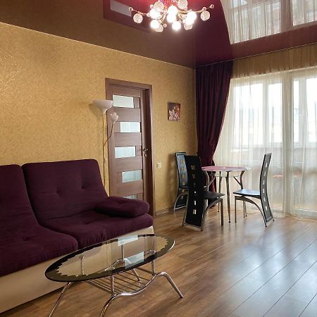 New Apartments With Panoramic Views On Avenue Nauky 哈尔科夫 外观 照片